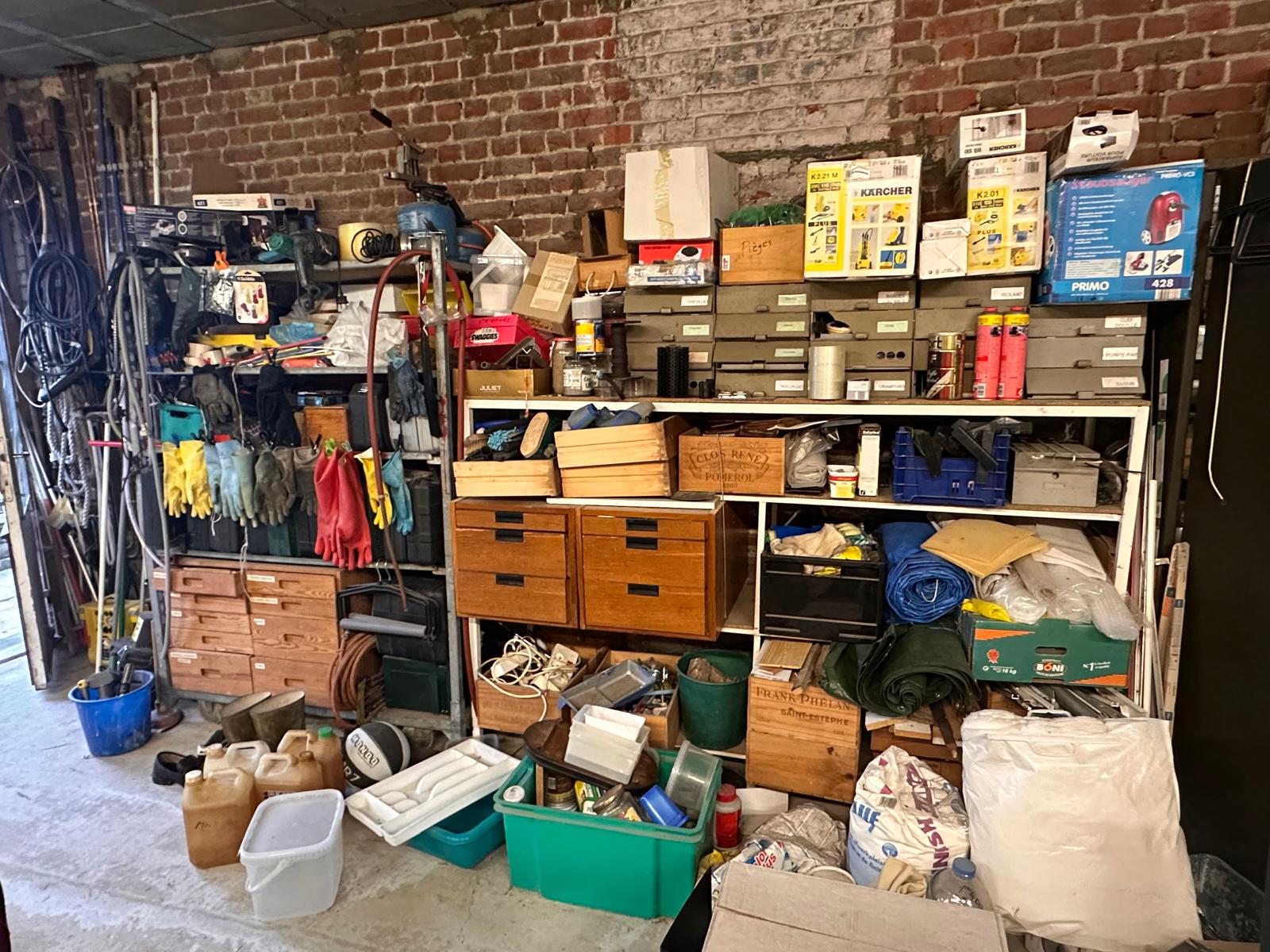 Équipe de vide maison professionnelle à Uccle